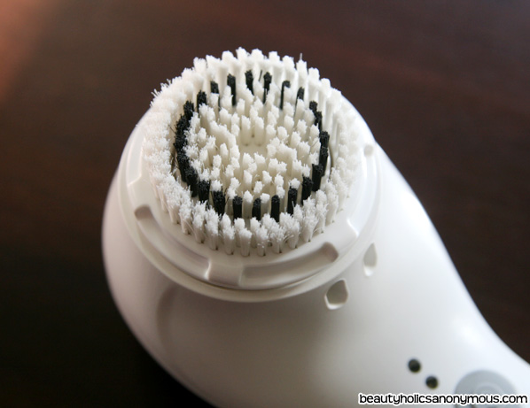 Clarisonic Plus Close Up