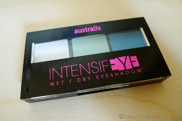 Australis IntensifEye Wet Dry Eyeshadow in Out of the Blue