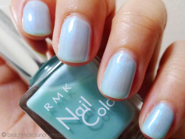 RMK Nail Color in P29 Holographic Blue