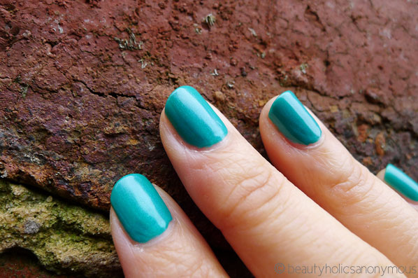 Seed Heritage Nail Polish in Emerald