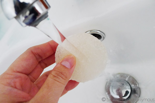 Wetting the KUU Konjac Sponge