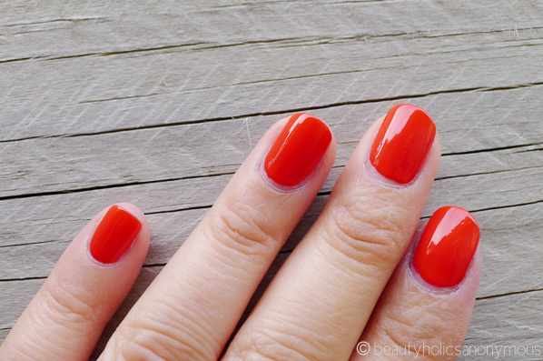 Sally Hansen Salon Manicure in Kook-A-Mango