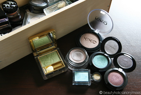 Pressed or Loose Eye Shadows