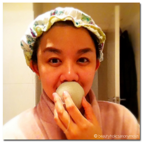 Quick Beauty Tip: Exfoliate Your Lips With the Konjac Sponge