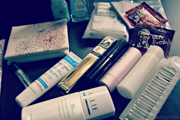 What's In My Makeup Bag [January 2013]