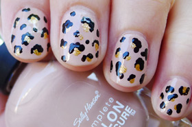 DIY Leopard Print Nail Art