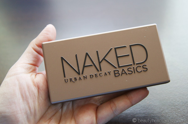 Urban Decay's NAKED Basics Eyeshadow Palette