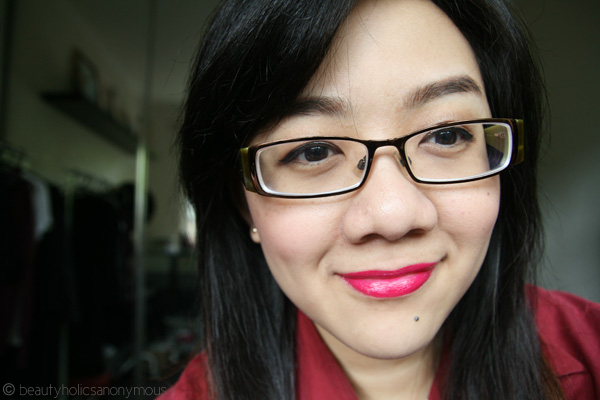 Makeup and Four Eyes: How To Work Makeup With Your Thick-Framed Glasses