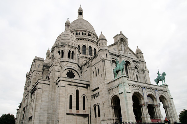 Paris Montmarte Basilica of Sacre-Coeur