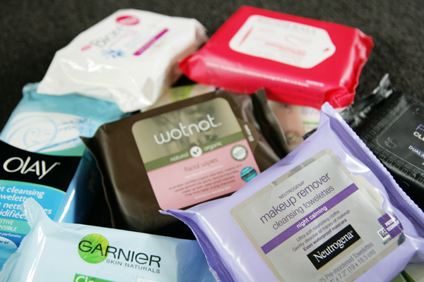 Battle of the Facial Wipes (Featuring Swisspers, Biore, Bioderma, Wotnot, Garnier, Neutrogena, Face of Australia, Simple, NIVEA and Olay)