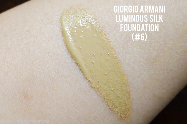 Giorgio Armani Luminous Silk Foundation Swatch