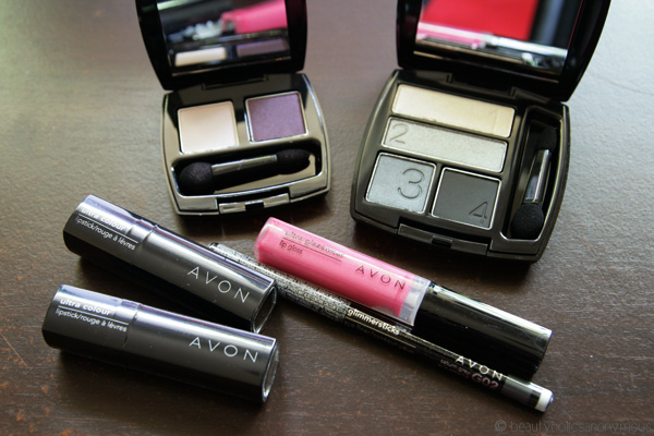 AVON Cosmetics Gift Pack