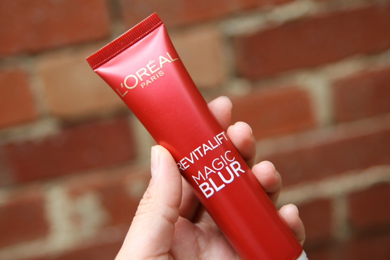 L'Oreal Revitalift Magic Blur