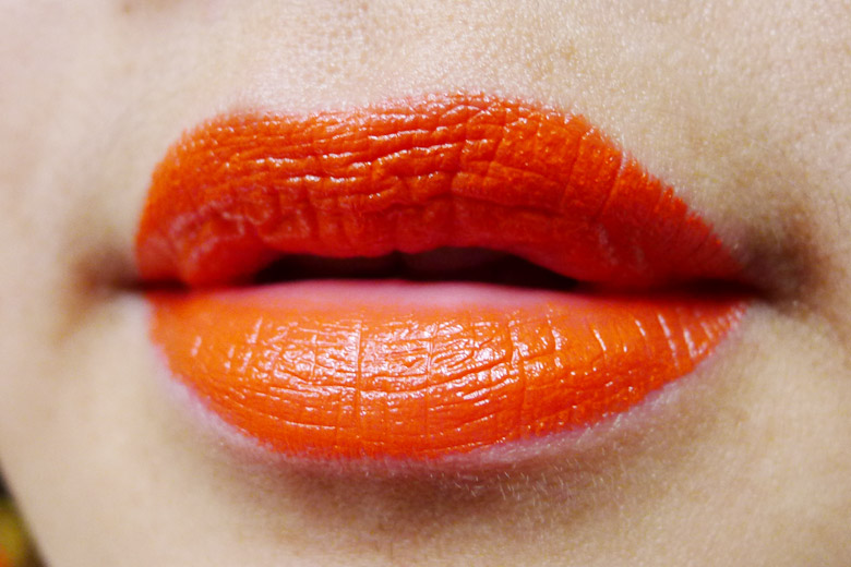 The Body Shop Colour Crush Lipstick in Coral Cutie (#105)