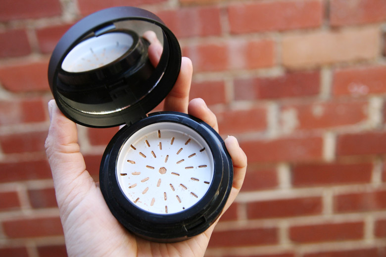 Smashbox Halo Hydrating Perfecting Powder: Where Are The 2 Hs?
