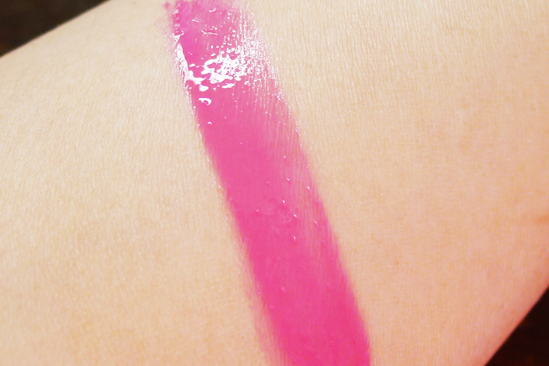 Maybelline Colour Sensational Colour Elixir in Fuchsia Flourish Swatch