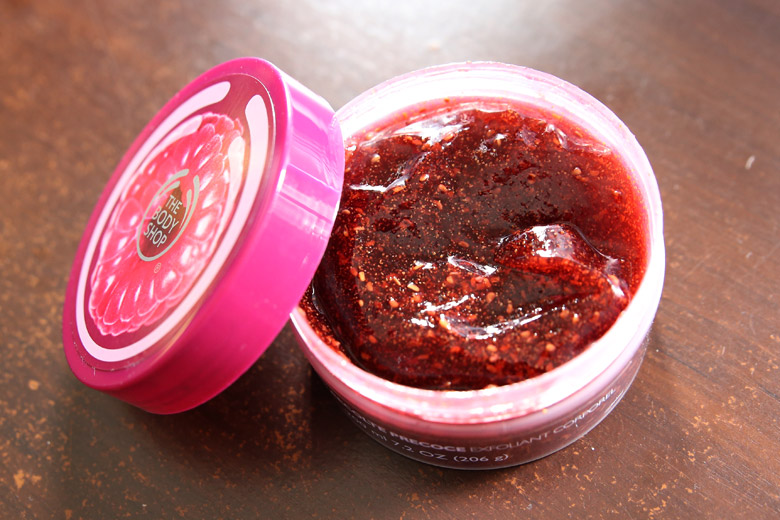 The Body Shop Early-Harvest Raspberry Body Scrub