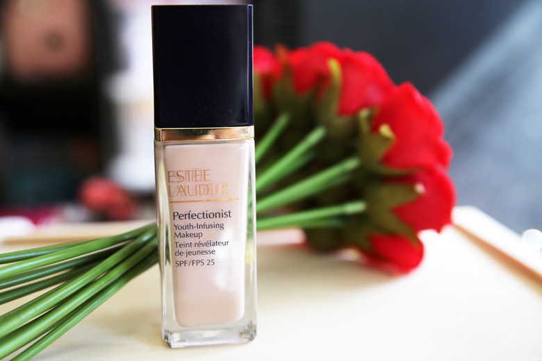 Estée Lauder Perfectionist Youth-Infusing Makeup