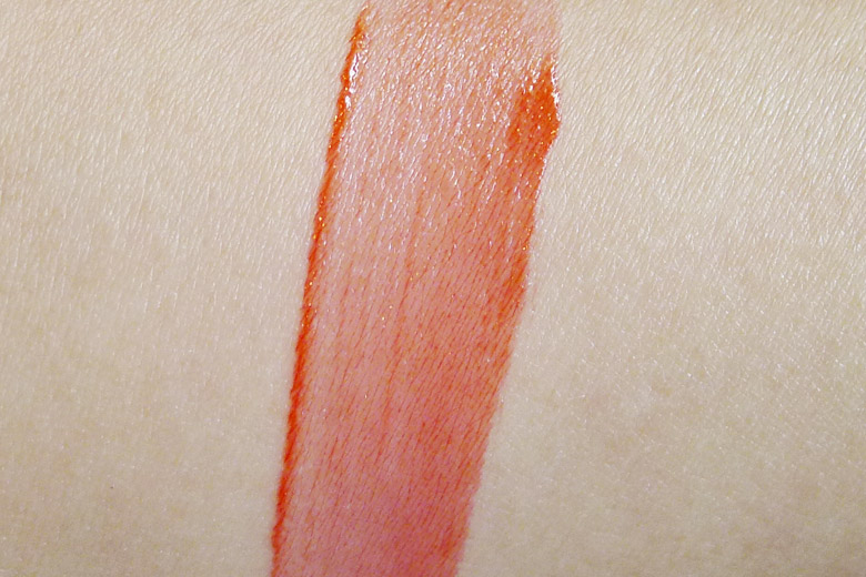 The Body Shop Geisha Doll Lip and Cheek Stain Swatch