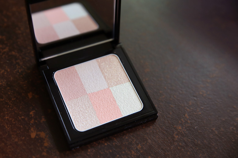 Bobbi Brown Brightening Brick in Pastel Peach