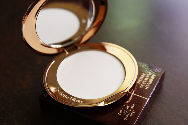 Hello Airbrushed Skin with Charlotte Tilbury’s Airbrush Flawless Finish Skin Perfecting Micro-Powder