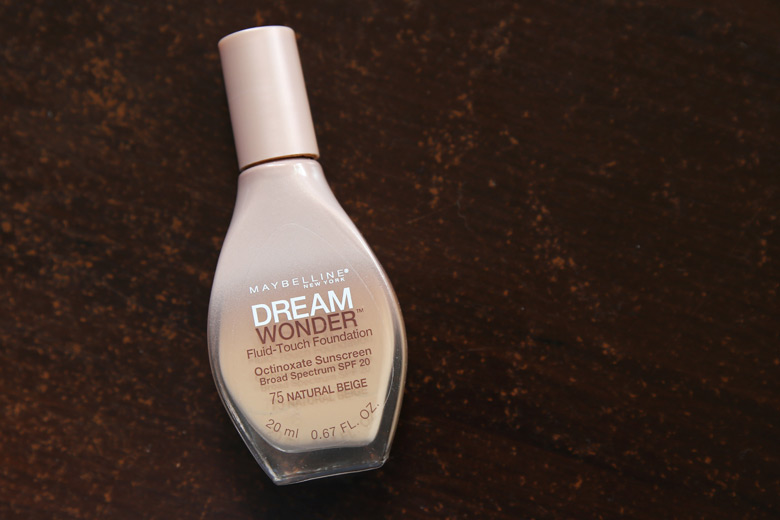 Maybelline Dream Wonder Fluid-Touch Foundation