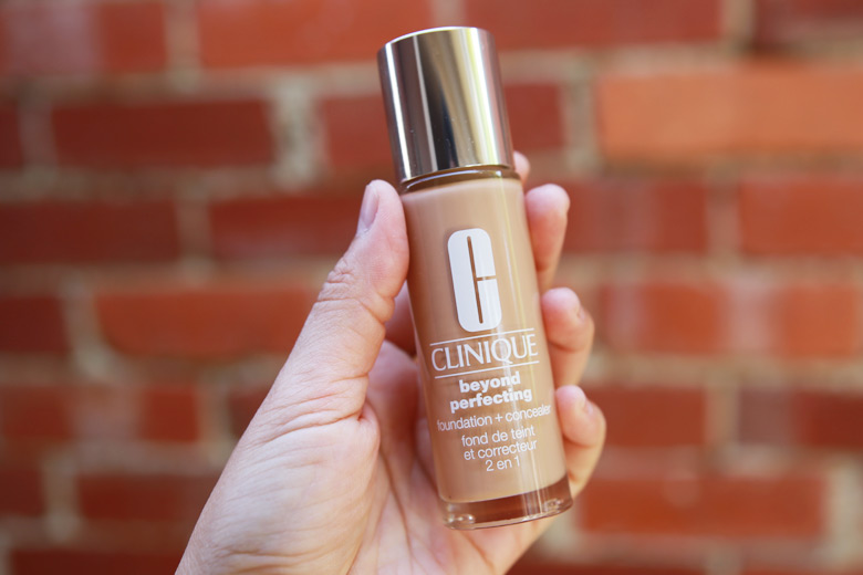 Clinique 2-in-1 Beyond Perfecting Foundation + Concealer: The One With The Freaking Big Wand