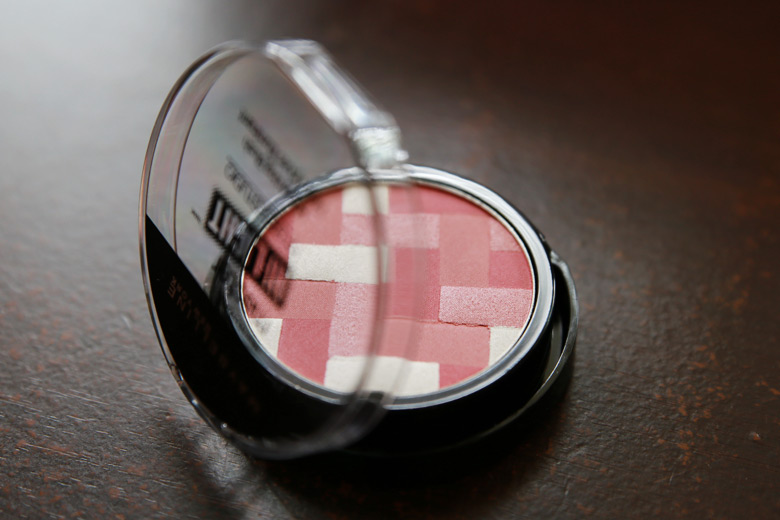 Maybelline Master Hi-Light by Facestudio Highlighting Blush in 20 Pink Rose