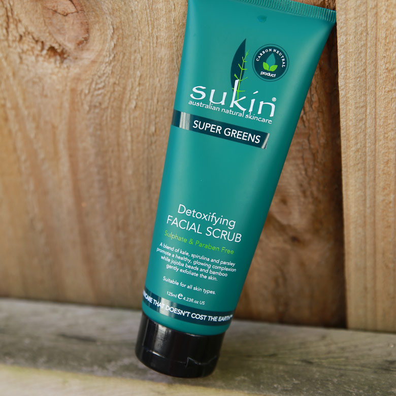 Sukin Super Greens Detoxifying Facial Scrub