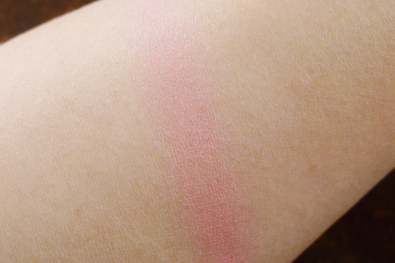 Physician's Formula Brunettes Bombshell Multi-Coloured Custom Blush Swatch