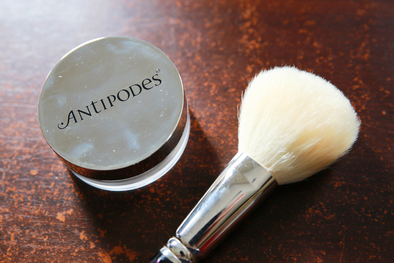 Shake That Shine Off With Antipodes’ Performance Plus Skin-Brightening Mineral Finishing Powder