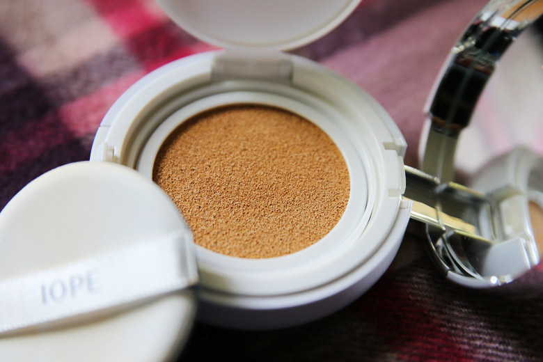 IOPE Air Cushion Foundation