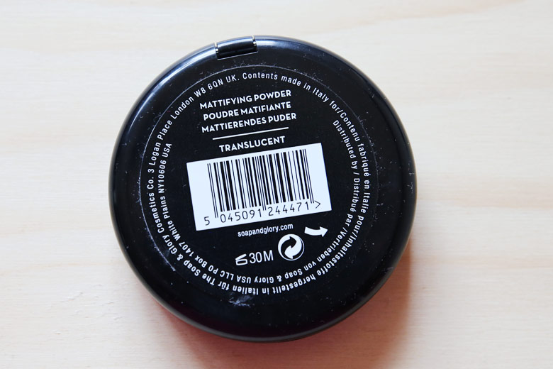 Soap & Glory One Heck of A Blot Super Translucent Mattifying Powder