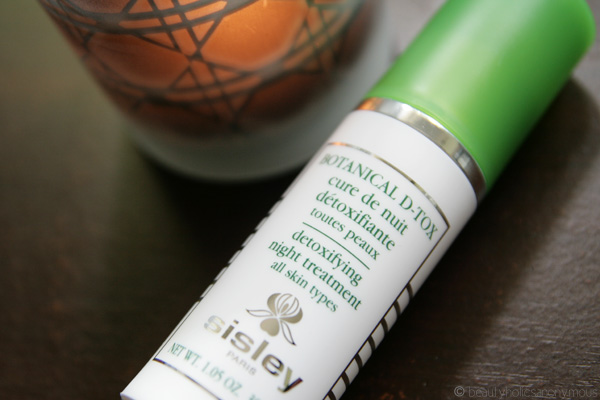 Sisley Botanical D-Tox Detoxifying Night Treatment: The Detox My Post-Holiday Skin Needed