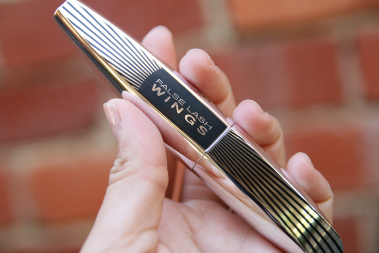 Spread Your Winged Lashes and Prepare To Fly with L’Oreal’s False Lash Wings Butterfly Effect Fibres Mascara